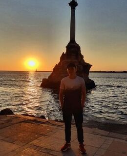 Павел Холод